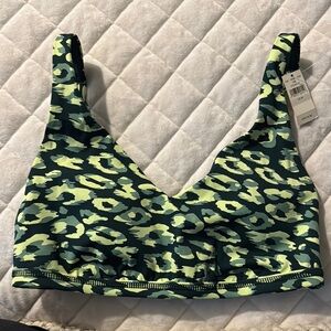 NWT Women’s Aerie Green Leopard Print Sports Bra